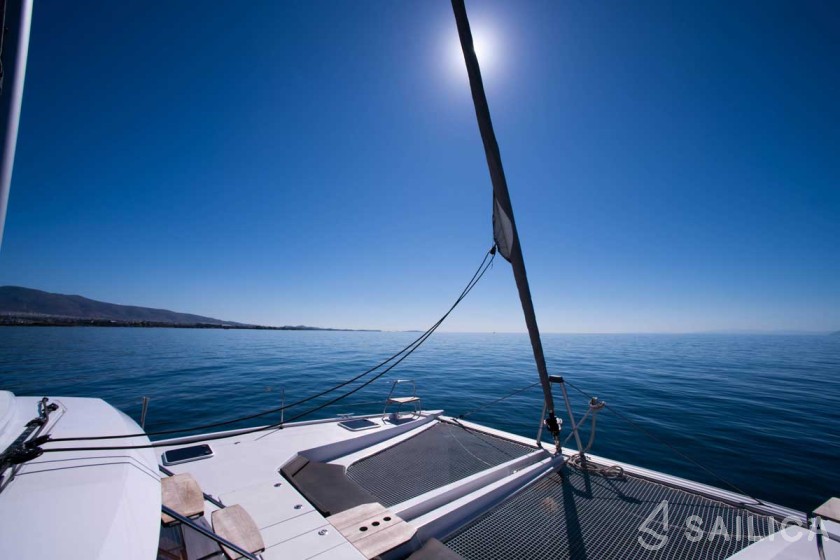 Nautitech 46 Fly - Yacht Charter Sailica