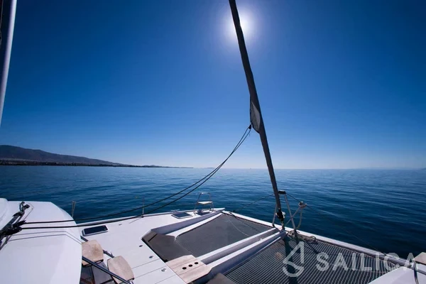 Nautitech 46 Fly - Yacht Charter Sailica