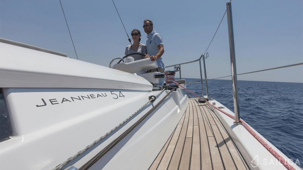 Jeanneau 54 - Yacht Charter Sailica