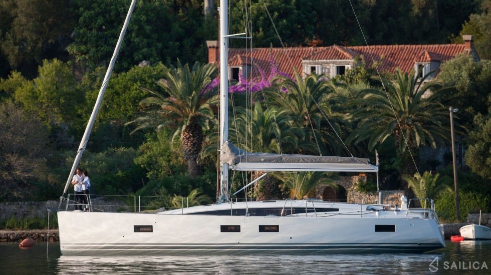 Jeanneau 54 - Yacht Charter Sailica