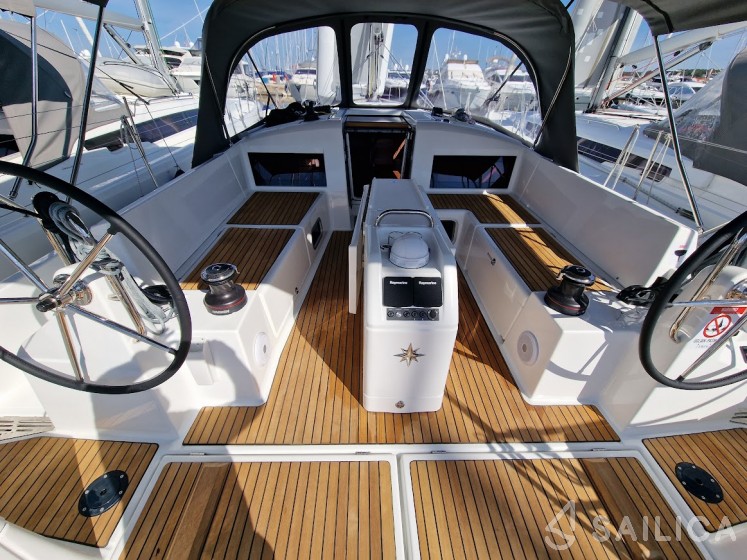 Sun Odyssey 440 - Yacht Charter Sailica