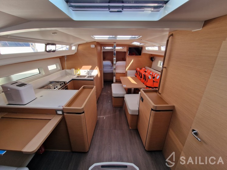 Sun Odyssey 440 - Yacht Charter Sailica