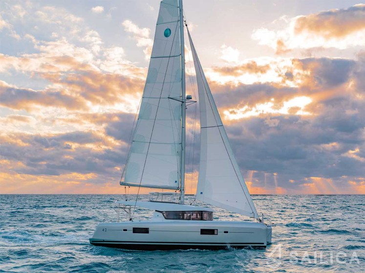 Lagoon 42 - Yacht Charter Sailica