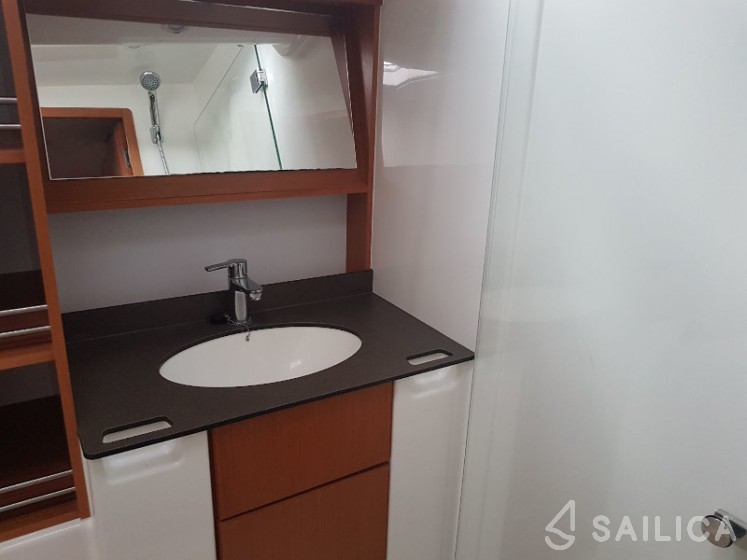 Bavaria 51 Cruiser - Yacht Charter Sailica