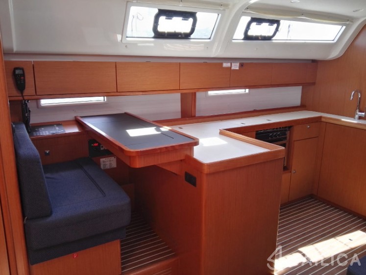 Bavaria 51 Cruiser - Yacht Charter Sailica