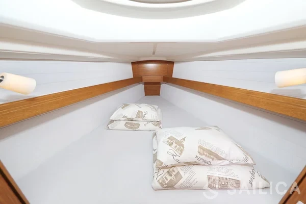 Bavaria 34 Cruiser - Yacht Charter Sailica