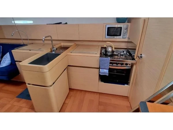First 50 - Yacht Charter Sailica