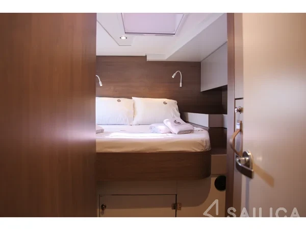 Bali 4.6 - Yacht Charter Sailica
