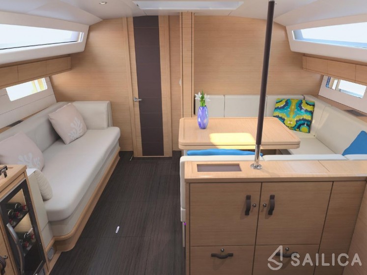 Jeanneau 54 - Yacht Charter Sailica