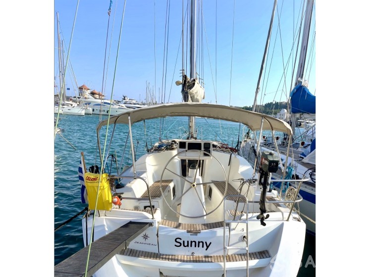 Sun Odyssey 36i - Yacht Charter Sailica