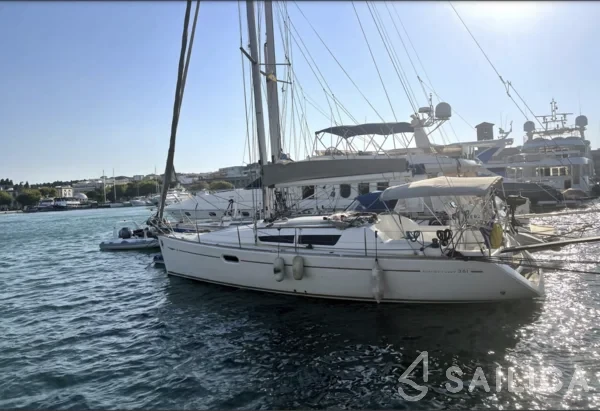 Sun Odyssey 36i - Yacht Charter Sailica