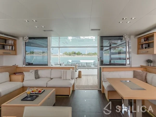 Lagoon 560 S2 - Yacht Charter Sailica