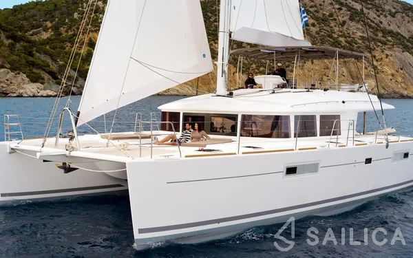 Lagoon 560 S2 - Yacht Charter Sailica