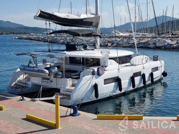 Lagoon 46  - Yacht Charter Sailica