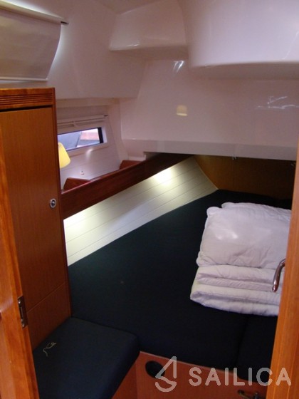 Bavaria 36 Cruiser - Yacht Charter Sailica