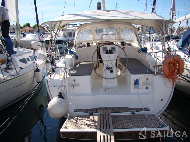 Bavaria 36 Cruiser - Yacht Charter Sailica