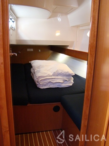 Bavaria 36 Cruiser - Yacht Charter Sailica