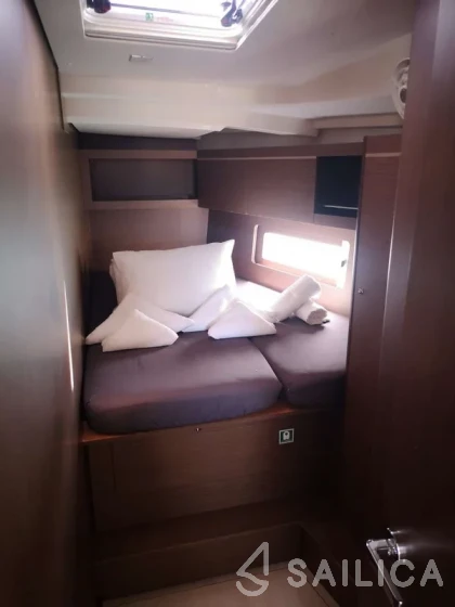 Oceanis 46.1 - Yacht Charter Sailica