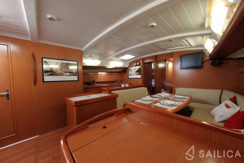 Cyclades 50.5 - Yacht Charter Sailica