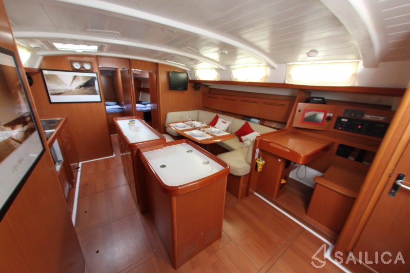 Cyclades 50.5 - Yacht Charter Sailica