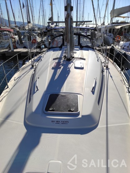 Bavaria 44 - Yacht Charter Sailica