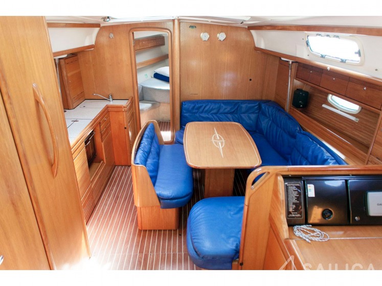 Bavaria 39 Cruiser - Yacht Charter Sailica