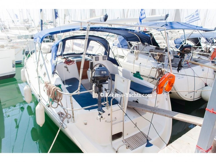 Oceanis 343 - Yacht Charter Sailica