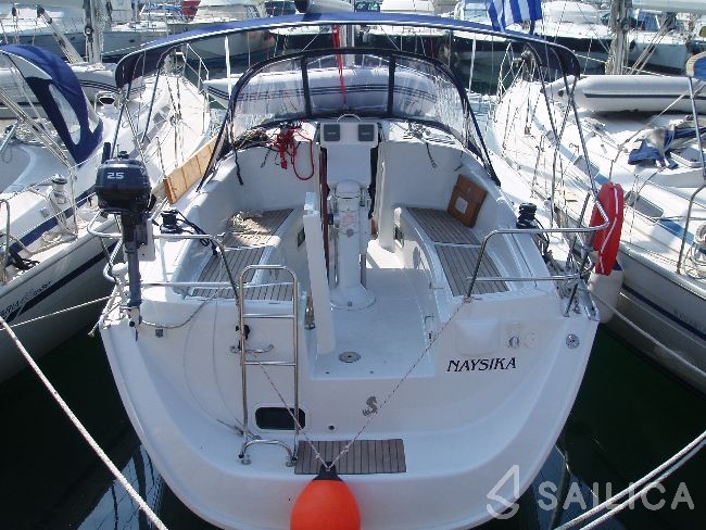 Oceanis 343 - Yacht Charter Sailica