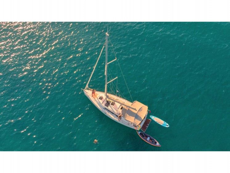 Dufour 360 GL - Yacht Charter Sailica