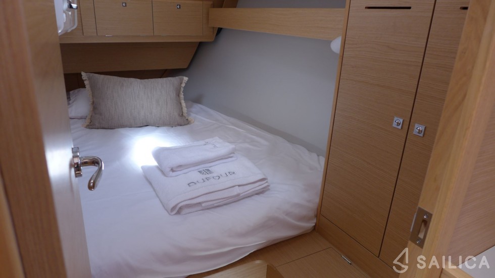 Dufour 360 GL - Yacht Charter Sailica