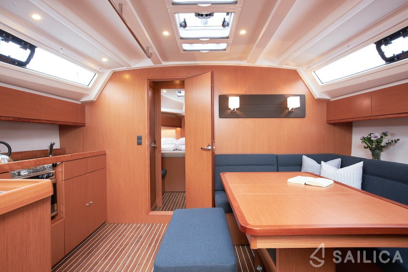 Bavaria 46 Cruiser - Yacht Charter Sailica