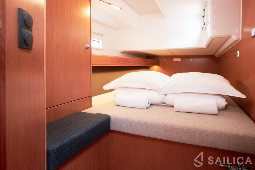 Bavaria 46 Cruiser - Yacht Charter Sailica