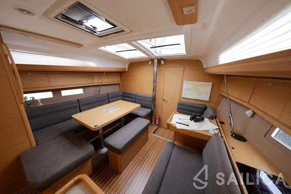 Dufour 412 GL - Yacht Charter Sailica