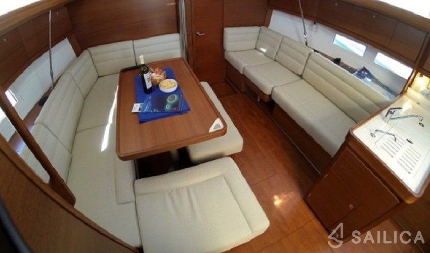 Dufour 412 GL - Yacht Charter Sailica