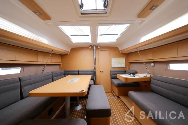 Dufour 412 GL - Yacht Charter Sailica