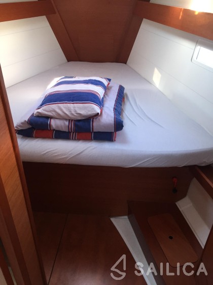 Dufour 412 GL - Yacht Charter Sailica