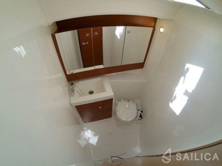 Dufour 412 GL - Yacht Charter Sailica