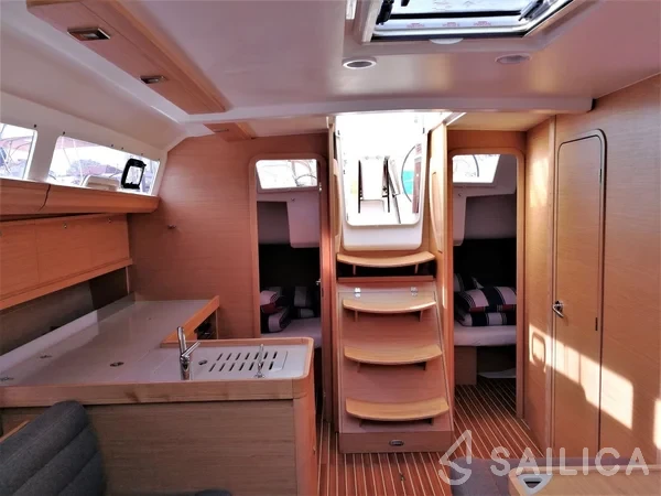 Dufour 412 GL - Yacht Charter Sailica