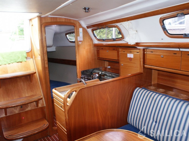 Bavaria 30 Cruiser - Yacht Charter Sailica