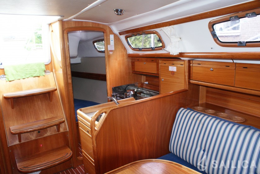 Bavaria 30 Cruiser - Yacht Charter Sailica