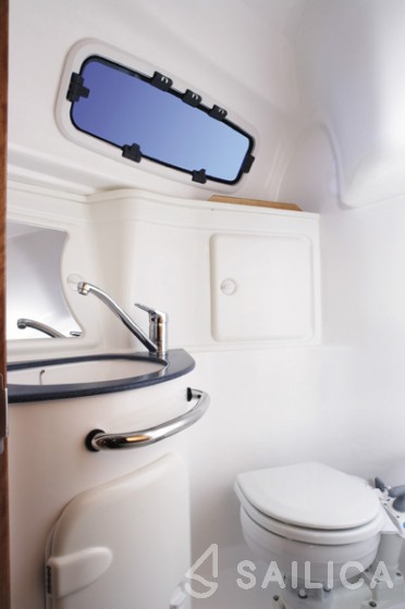 Bavaria 30 Cruiser - Yacht Charter Sailica