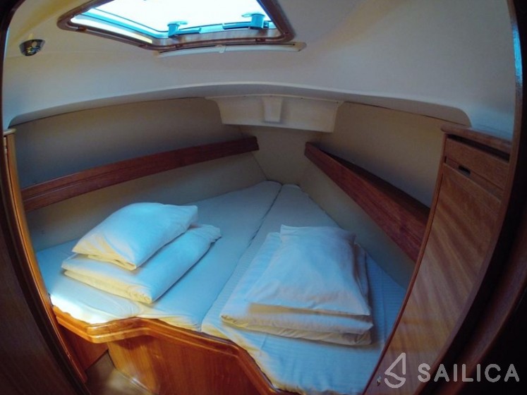 Bavaria 30 Cruiser - Yacht Charter Sailica