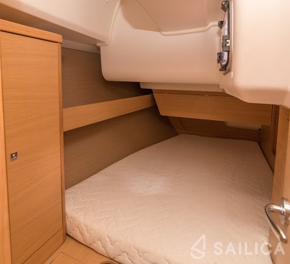 Dufour 380 - Yacht Charter Sailica