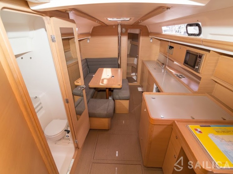 Dufour 380 - Yacht Charter Sailica