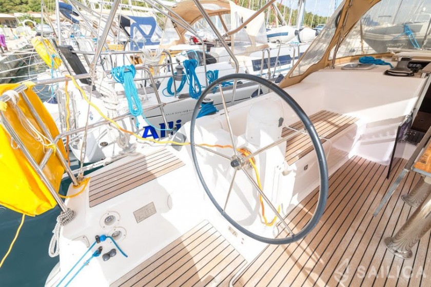 Dufour 380 - Yacht Charter Sailica