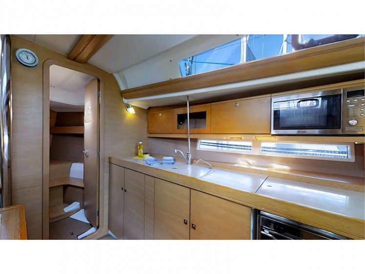 Dufour 380 - Yacht Charter Sailica
