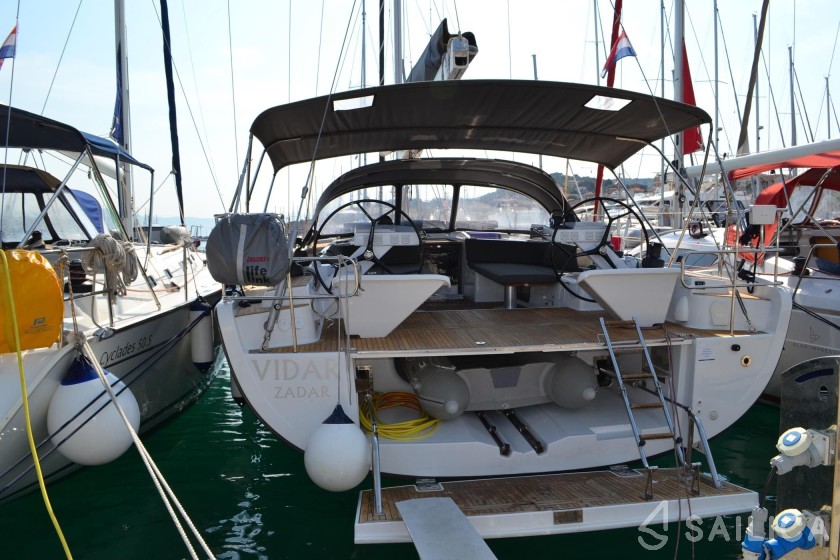 Hanse 575 - Yacht Charter Sailica