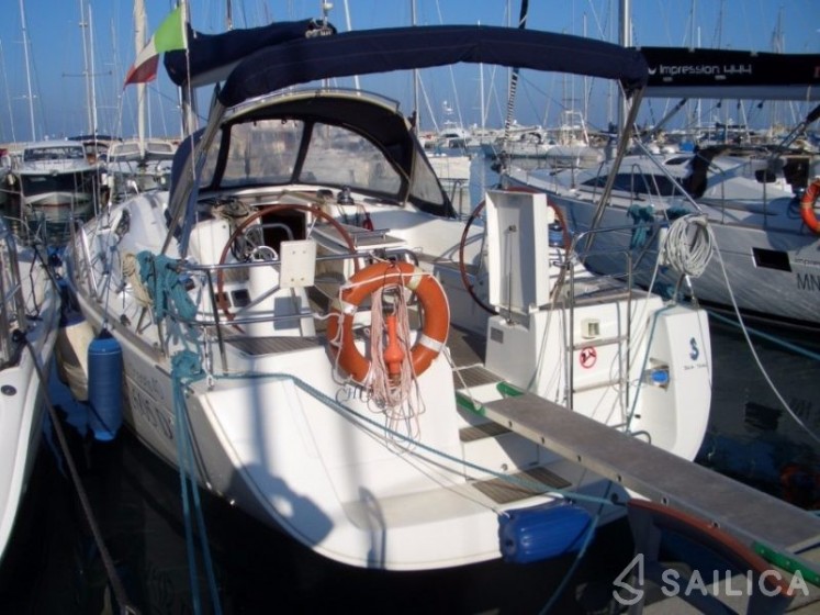 Oceanis 40 - Yacht Charter Sailica