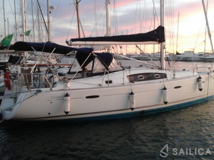 Oceanis 40 - Yacht Charter Sailica
