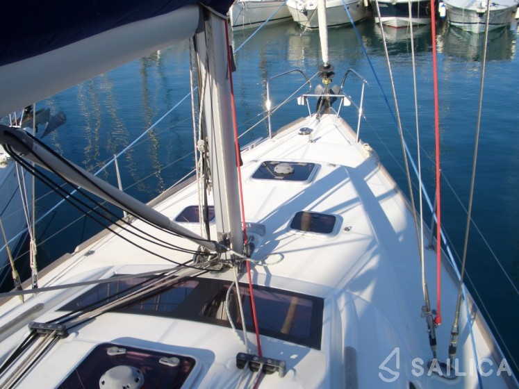 Oceanis 40 - Yacht Charter Sailica